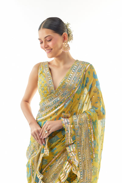 Gopi Vaid Aanchal Saree Set Indian designer wear online shopping melange singapore