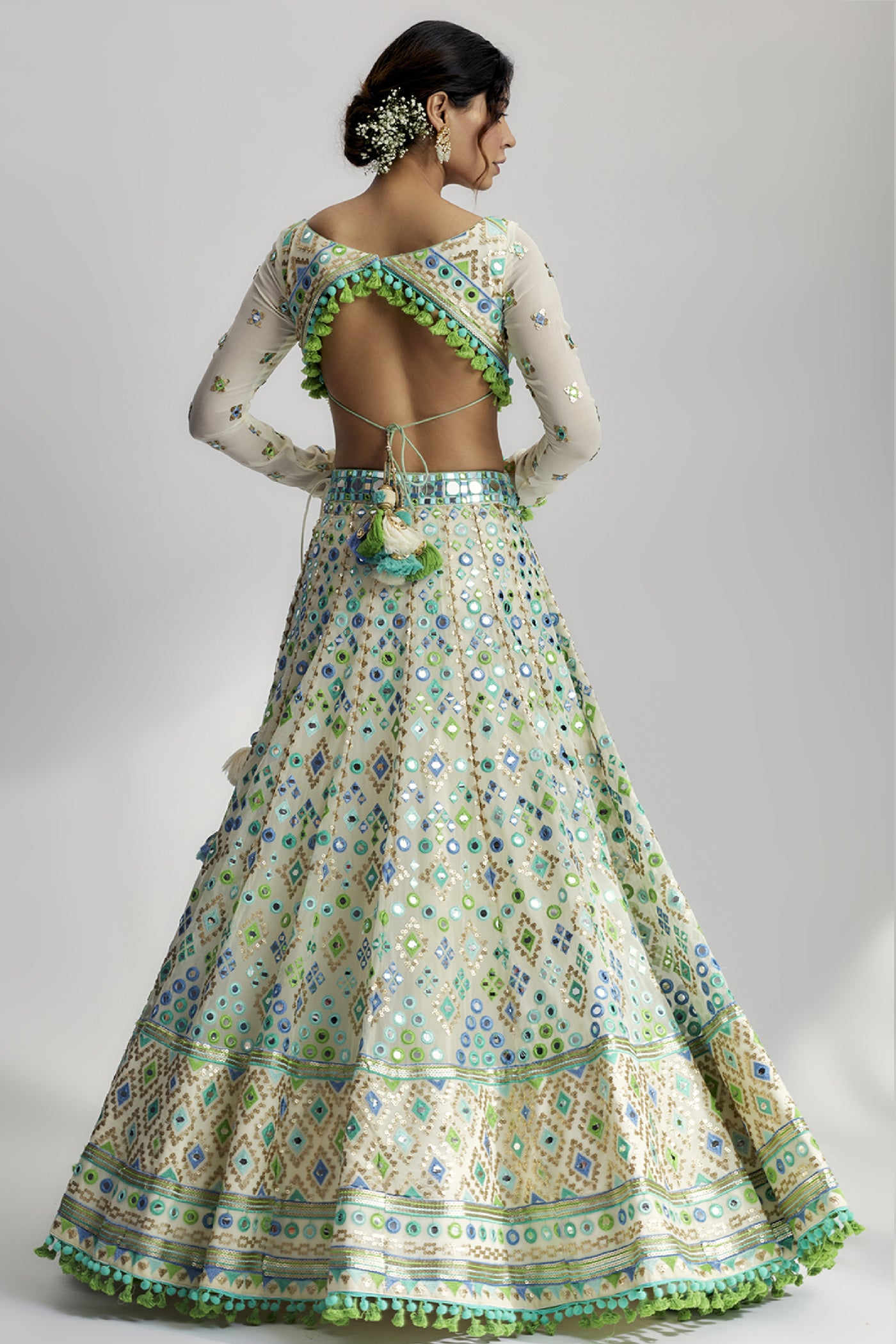 Gopi Vaid Alani Lehenga Set indian designer wear online shopping melange singapore