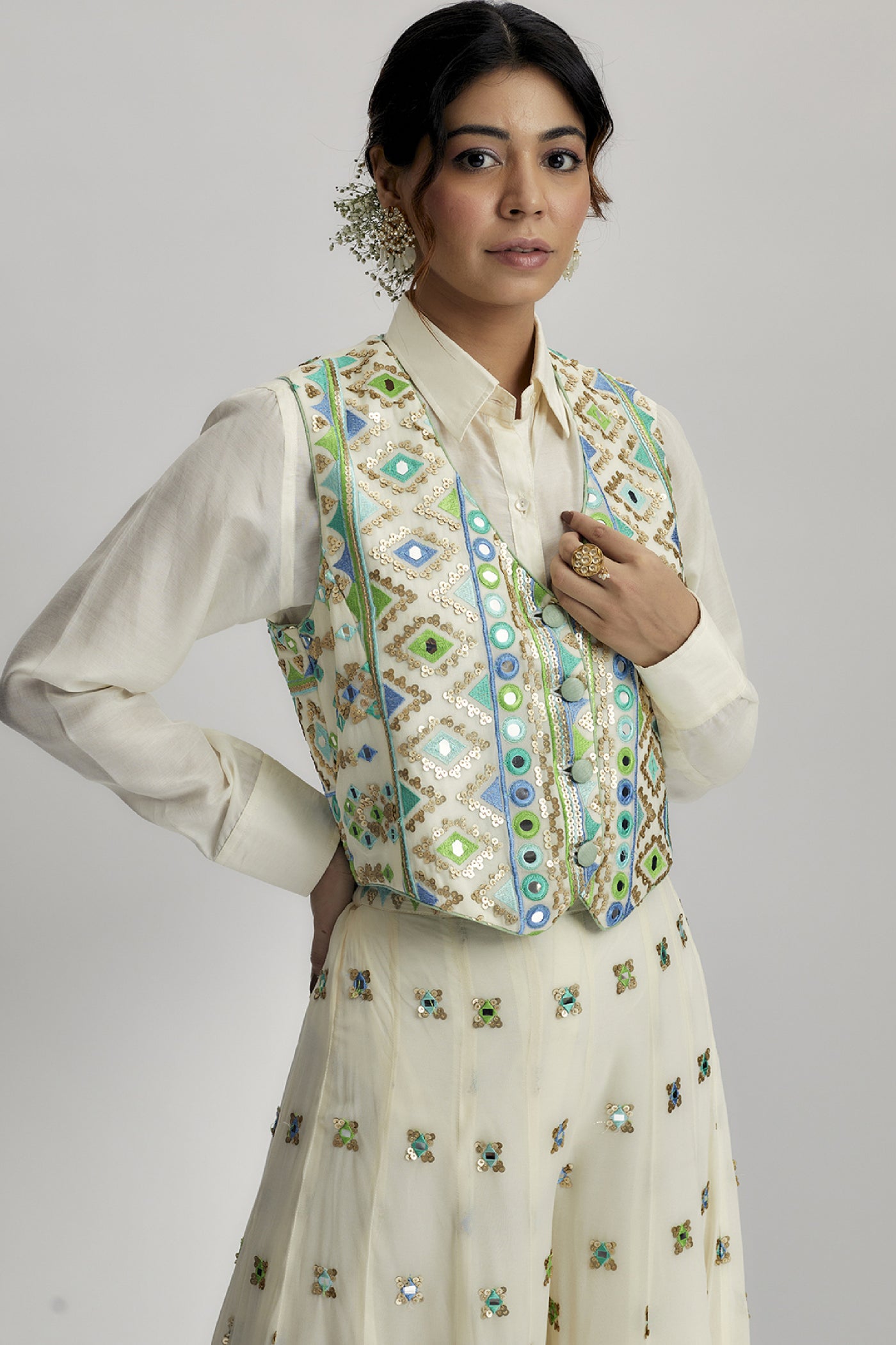 Gopi Vaid Amara Jacket Set With Flared Pants indian designer wear online shopping melange singapore 