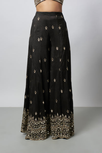 Gopi Vaid Avnoor Pant Set indian designer wear online shopping melange singapore
