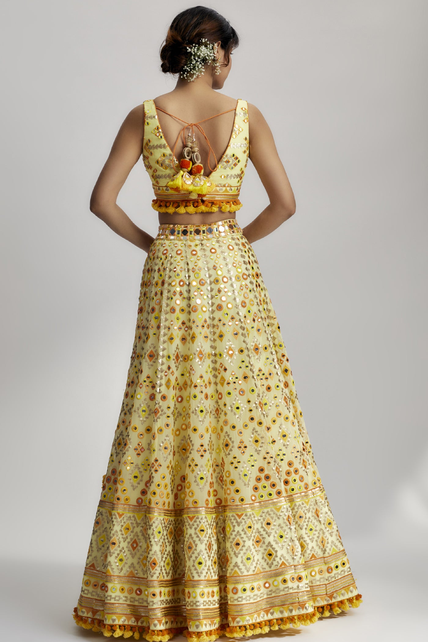Gopi Vaid Esha Lehenga set Indian designer wear online shopping melange singapore
