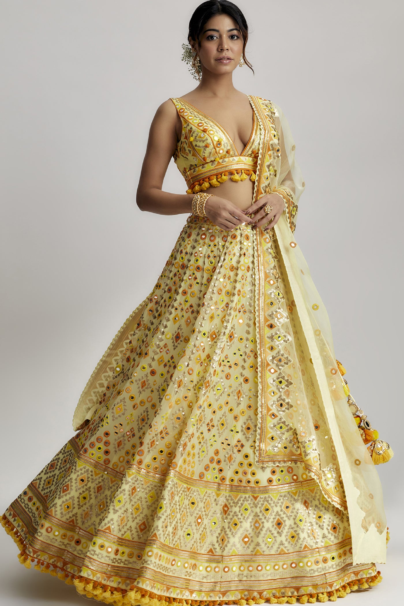Gopi Vaid Esha Lehenga set Indian designer wear online shopping melange singapore