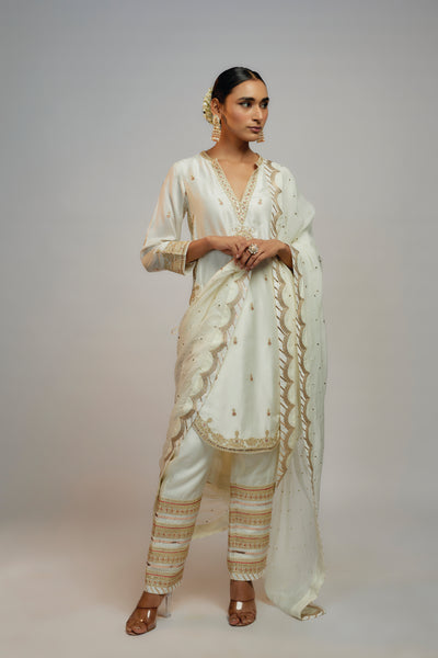 Gopi Vaid Golconda Tahira Pant Set indian designer wear online shopping melange singapore