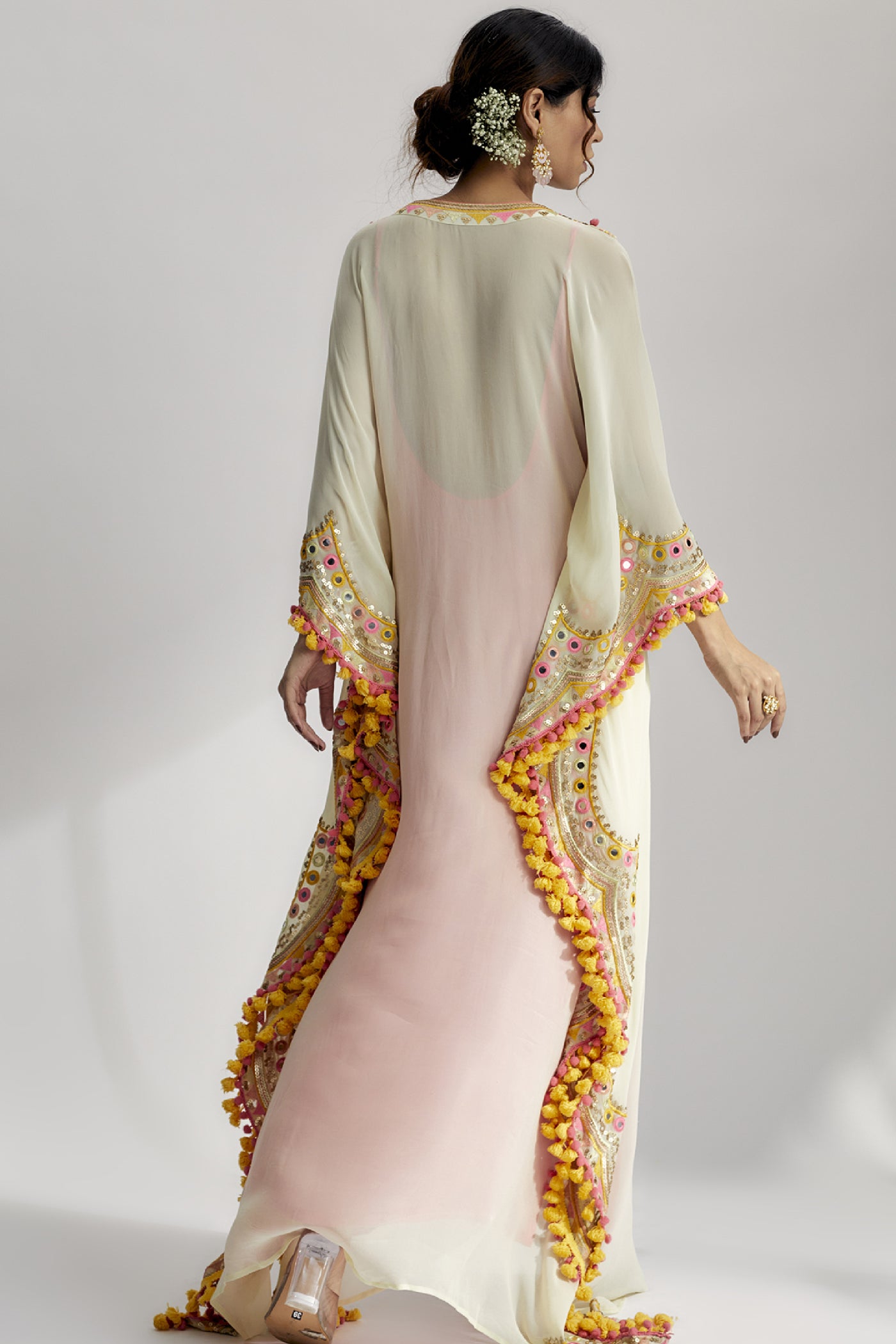 Gopi Vaid Miraan Scallop Kaftan Indian designer wear online shopping melange singapore