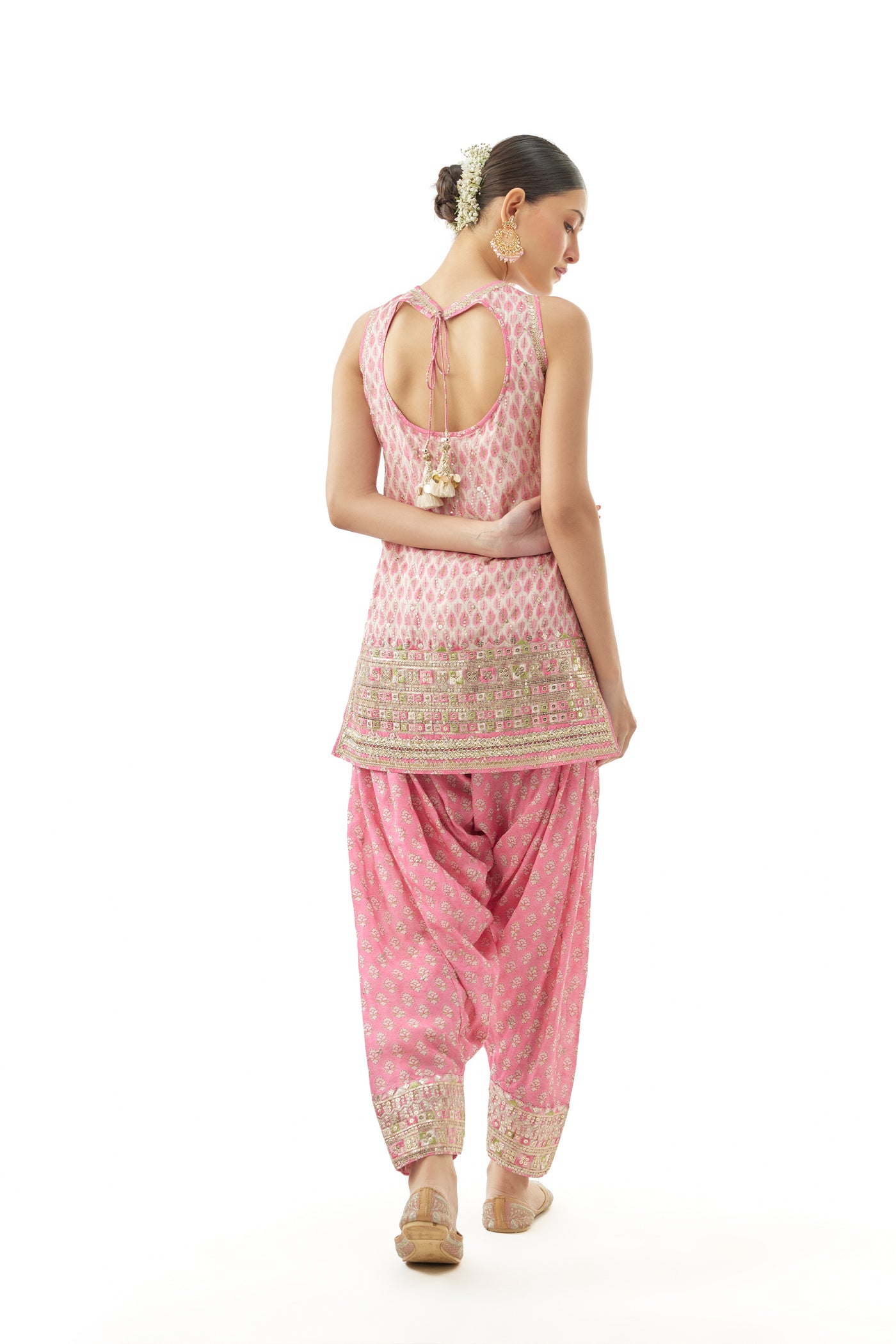 Gopi Vaid Nandini Kurta With Farshi Salwar Set indian designer wear online shopping melange singapore