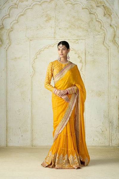 Gopi Vaid Dilruba Saree Set indian designer wear online shopping melange singapore 