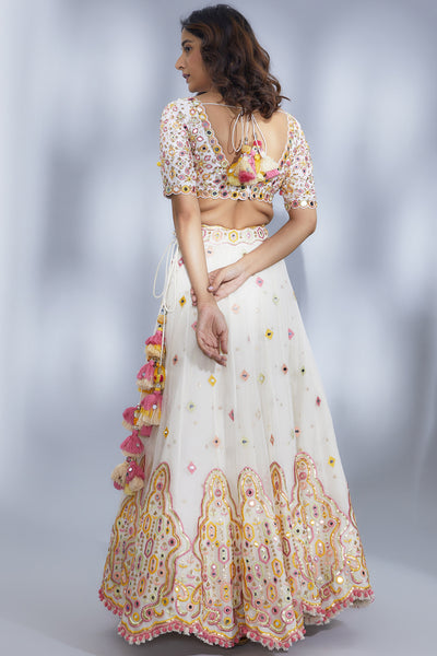 Gopi Vaid Nur Lehenga Set indian designer wear online shopping melange singapore