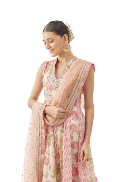Gopi Vaid Smriti AG Set indian designer wear online shopping melange singapore 
