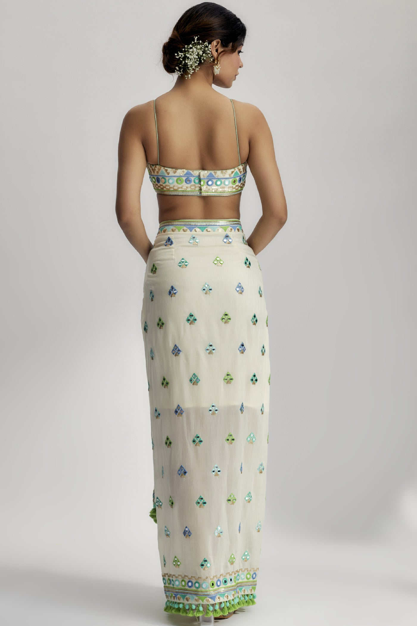 Gopi Vaid The Imrat Cape Set With Skirt indian designer wear online shopping melange singapore