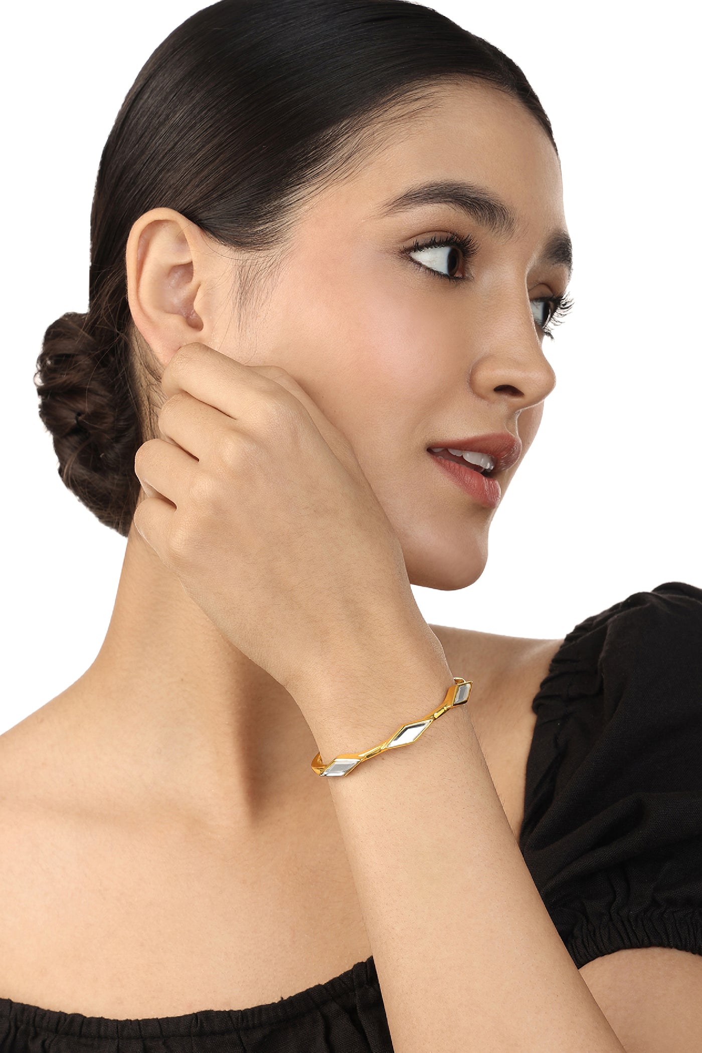 Isharya Lumen Rhombus Mirror Bracelet In 18Kt Gold Plated indian designer wear online shopping melange singapore