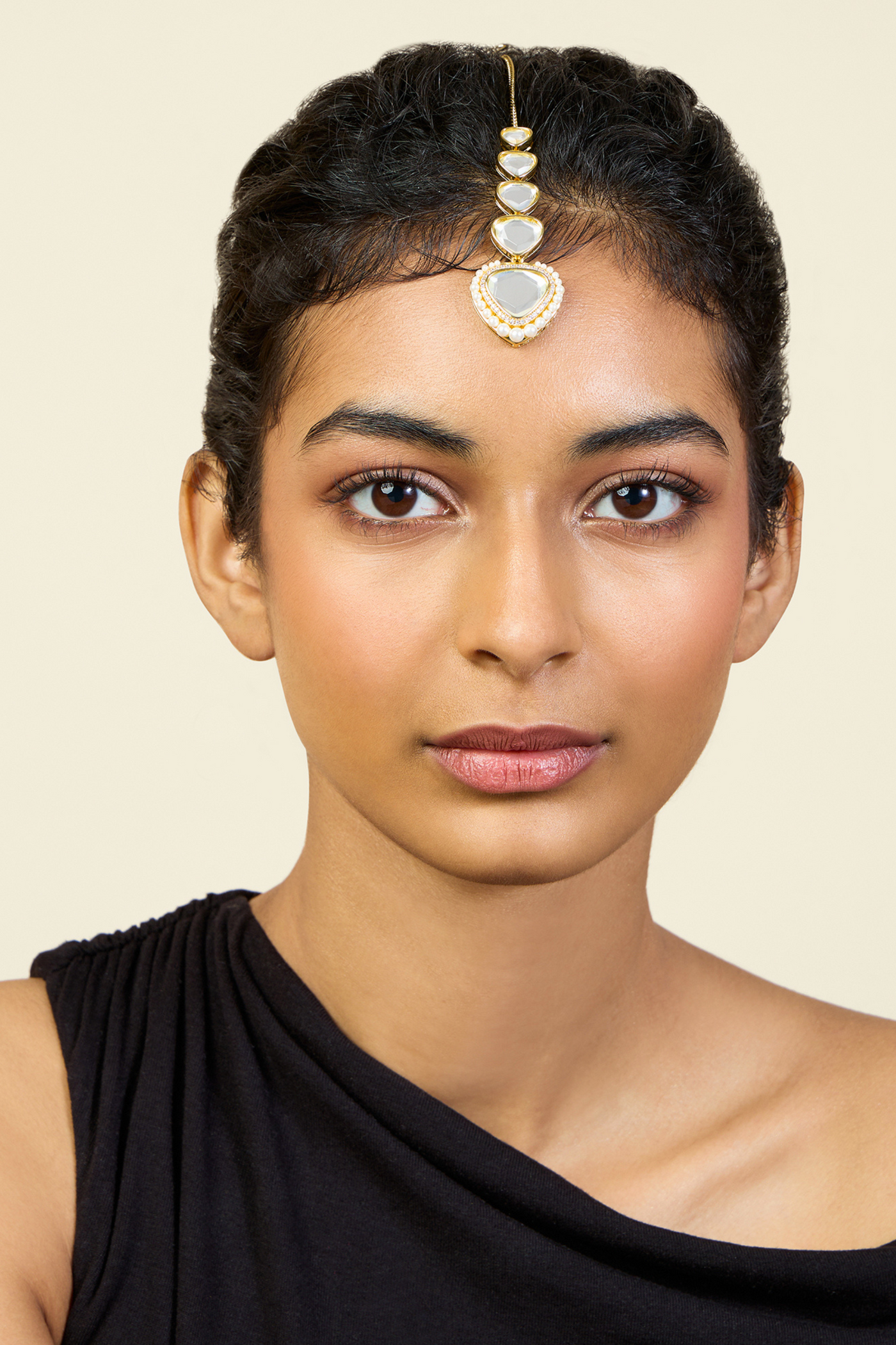 Mirror Boondein Maang Tikka In 18Kt Gold Plated