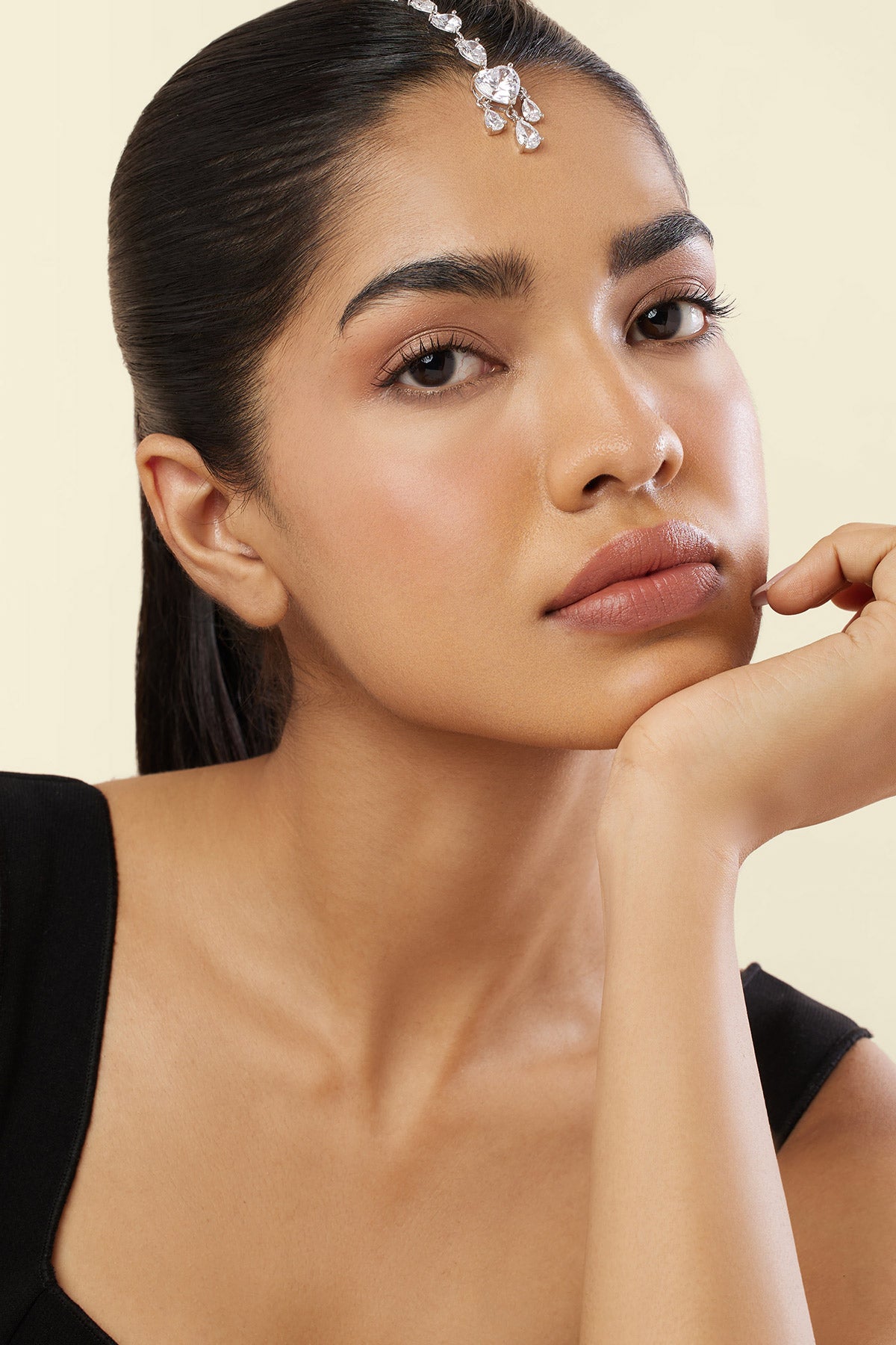 Isharya Opulent Luminescence Maangtikka In Rhodium Plating indian designer wear online shopping melange singapore 