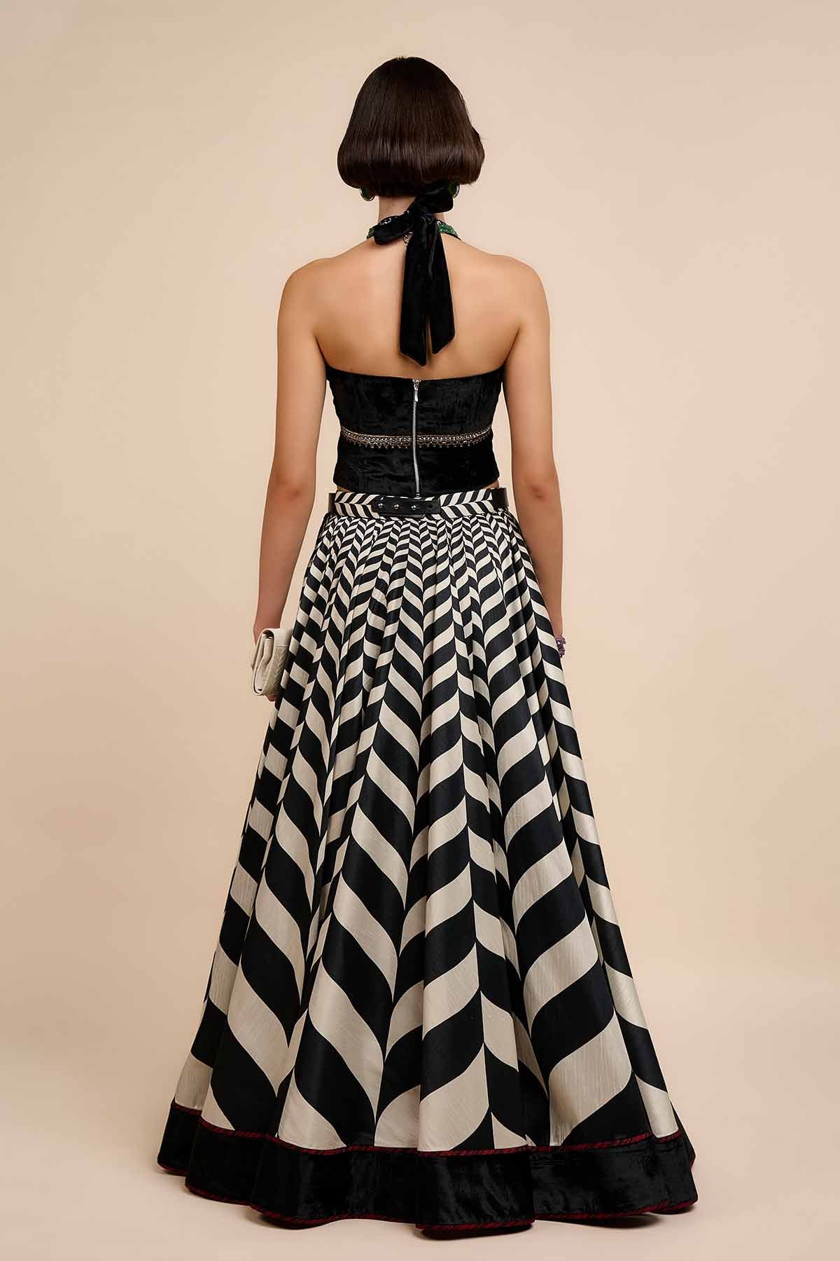JJV.Kapurthala By JJ Valaya Noir Velvet Top Indian designer wear online shopping melange singapore 