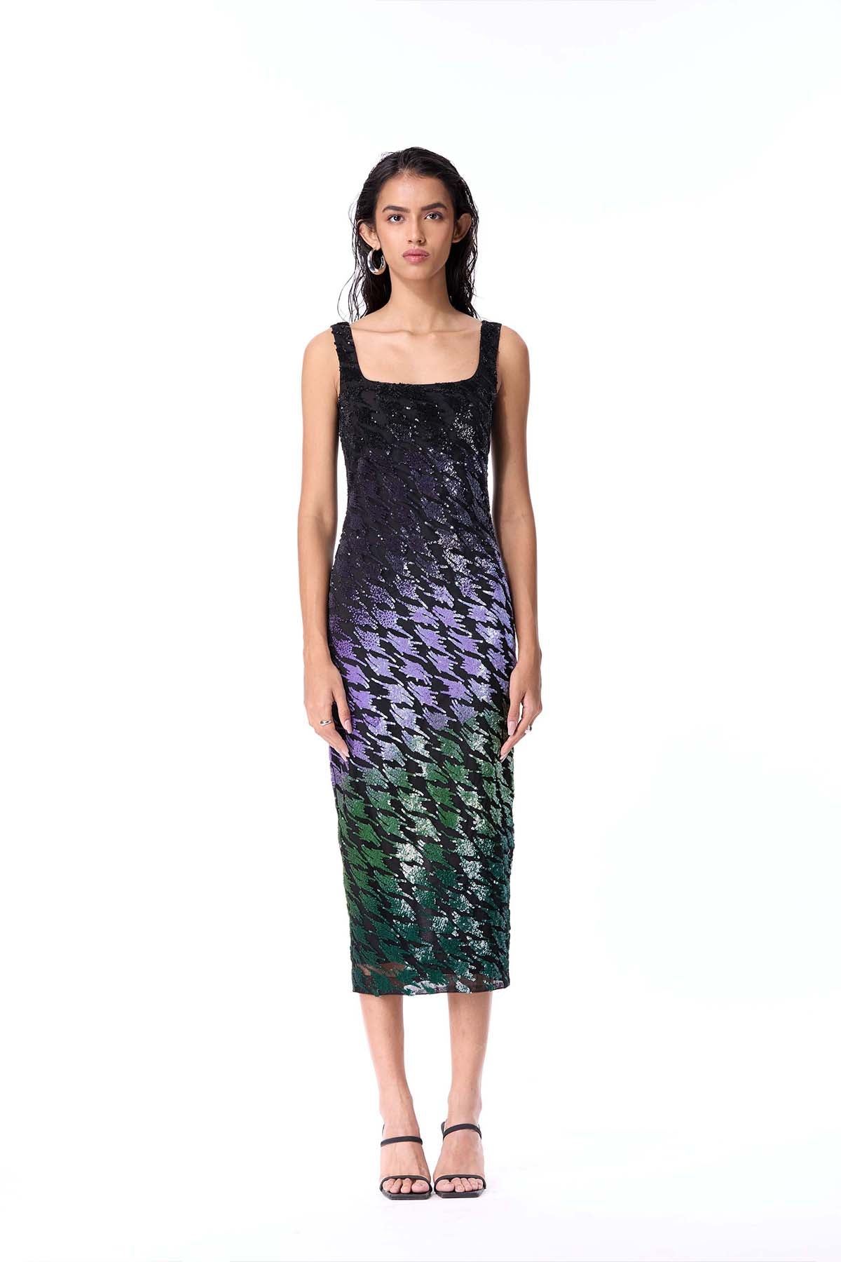 Kanika Goyal Label Nebura Embellished Dress indian designer wear online shopping melange singapore 