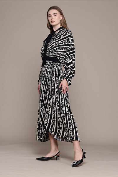 Label Ritu Kumar Black Arabesq Jumpsuit indian designer wear online shopping melange singapore 