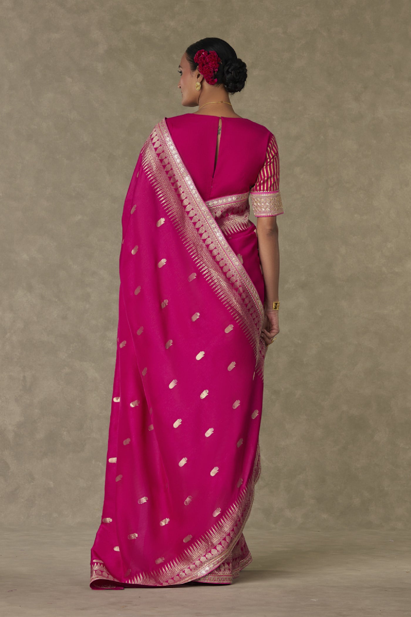 Masaba Magenta Haath Phool Safree Indian designer wear online shopping melange singapore