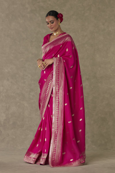 Masaba Magenta Haath Phool Safree Indian designer wear online shopping melange singapore