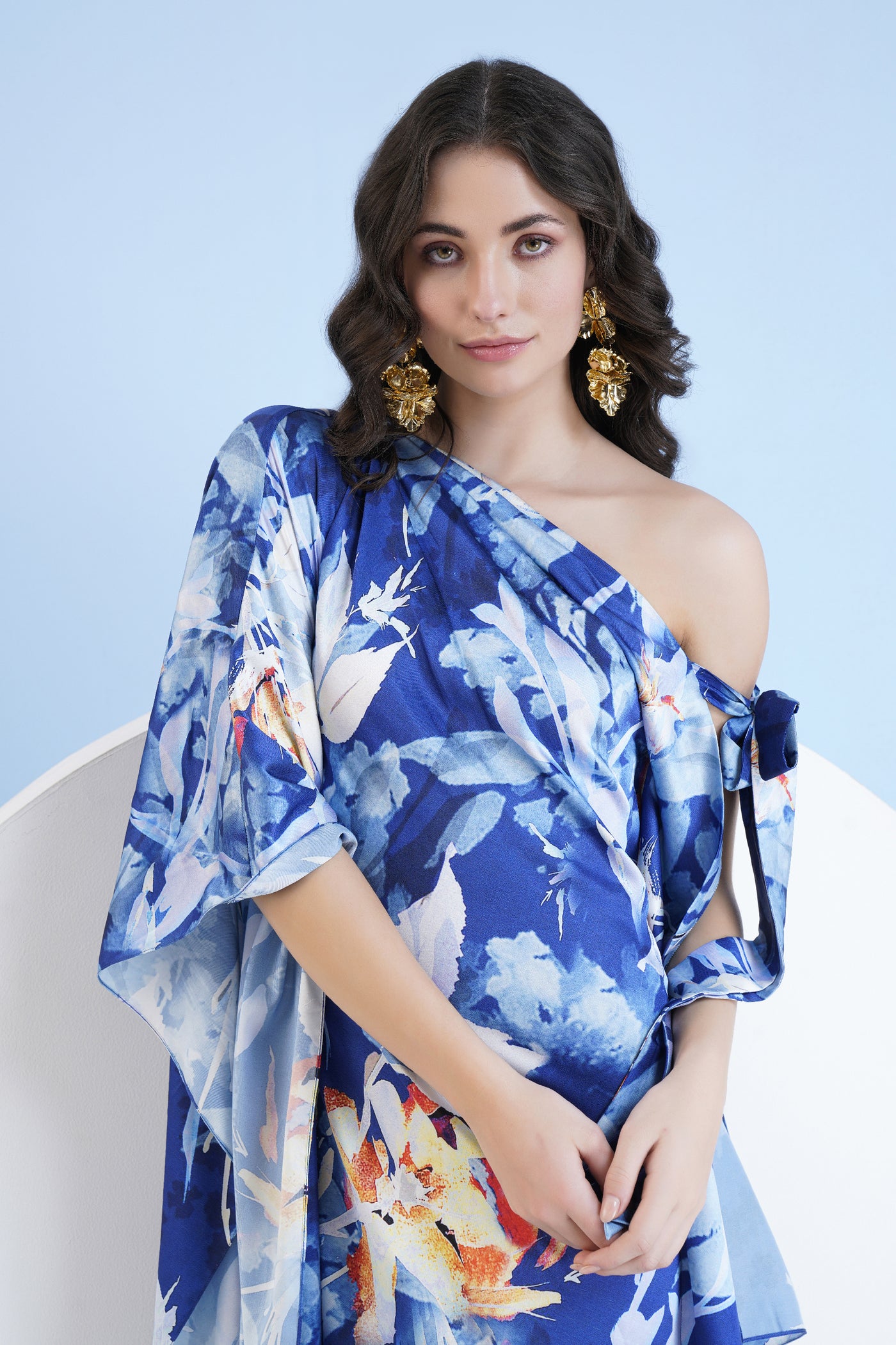 Mandira Wirk Printed Straight Kaftan With Knot Detail indian designer wear online shopping melange singapore