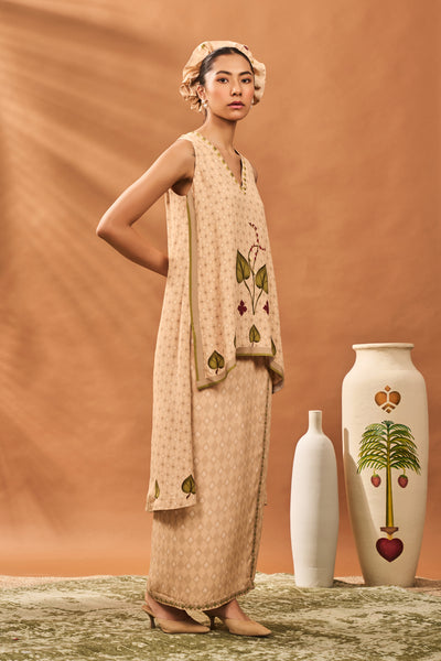 Masaba Beige Clover Checks Fusion Set indian designer wear online shopping melange singapore