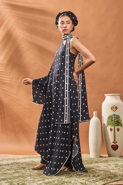 Masaba Black All Fours One Shoulder Tunic Set indian designer wear online shopping melange singapore