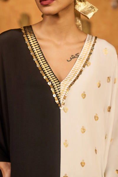 Masaba Black And White Heartbeat Kaftan indian designer wear online shopping melange singapore