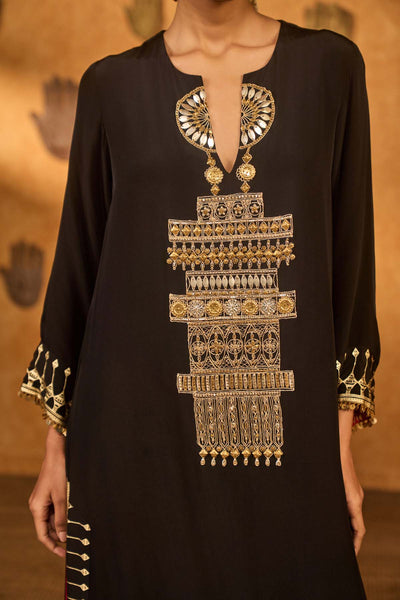 Masaba Black Dessert Muse Kaftan indian designer wear online shopping melange singapore 