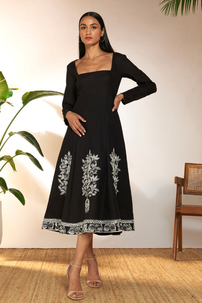 Masaba Black Embroidered Panel Dress indian designer wear online shopping melange singapore