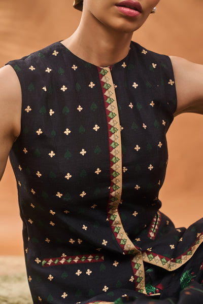 Masaba Black Tree Of Hearts Co-ord Set indian designer wear online shopping melange singapore