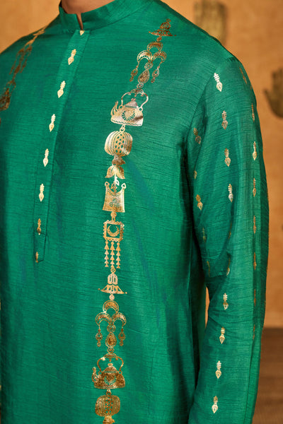 Masaba Menswear Green Totem Lines And Pot Kurta Set indian designer wear online shopping melange singapore 