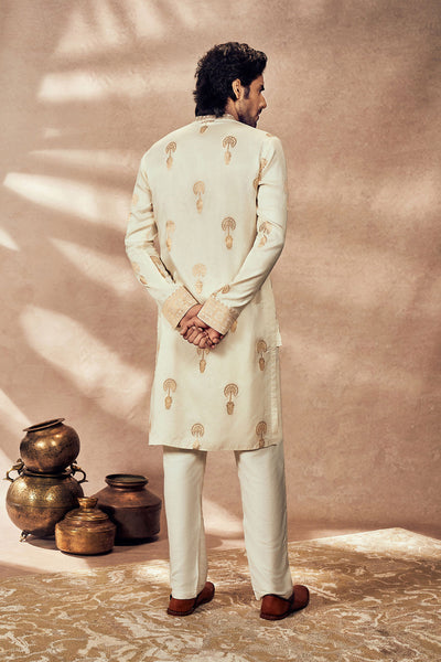 Masaba Menswear Ivory Traveller's Palm Jacquard Kurta indian designer wear online shopping melange singapore