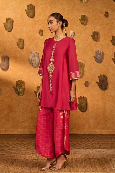 Masaba Raspberry Winddrop Kurta Set indian designer wear online shopping melange singapore 