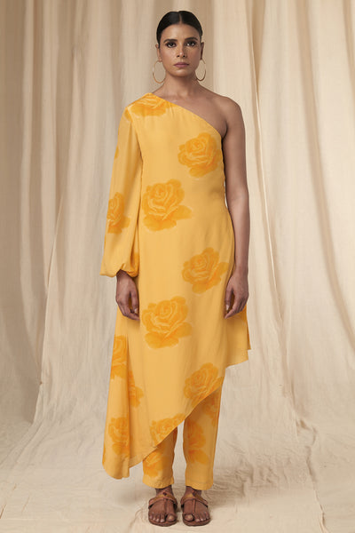 Masaba Tanya Pollen Yellow Rosy One Shoulder Kaftan Dress Set indian designer wear online shopping melange singapore
