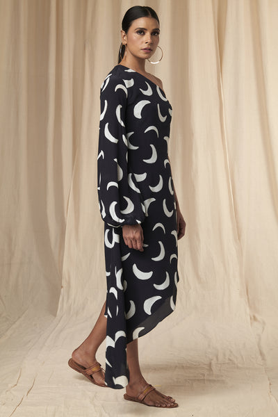 Masaba Black Mooncrest One Shoulder Kaftan Dress indian designer wear online shopping melange singapore