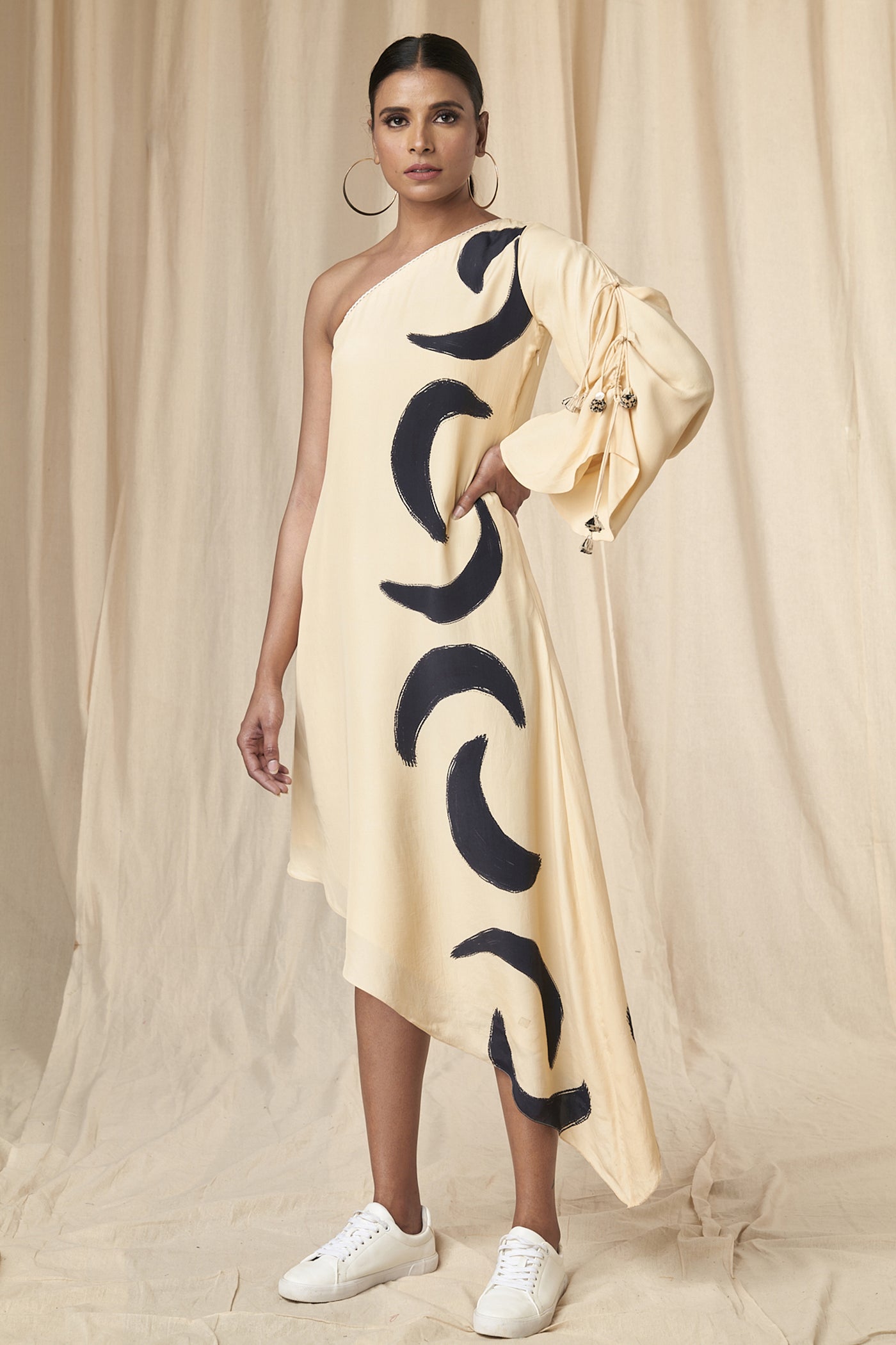 Masaba Ivory Mooncrest One shoulder Dress indian designer wear online shopping melange singapore