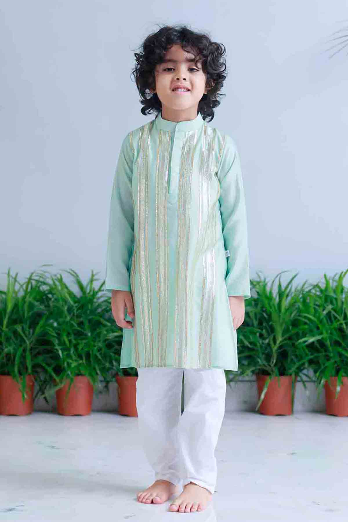 Mi Dulce An'ya Midnight Gold Applique Kurta Set indian designer wear online shopping melange singapore 
