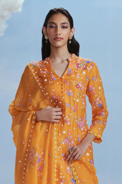 Nachiket Barve Izmir Carnations Straight Cut Kurta Set indian designer wear online shopping melange singapore