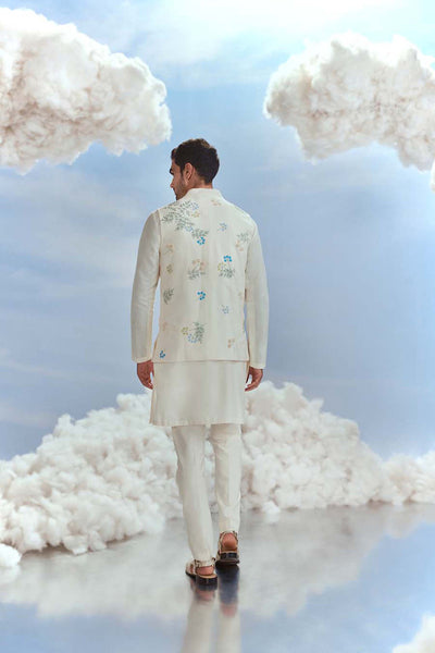 Nachiket Barve Menswear Mayflower Bundi Kurta Set Ivory indian designer wear online shopping melange singapore