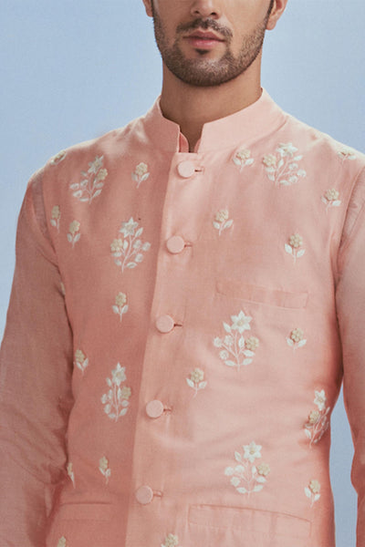 Nachiket Barve Menswear Mehtab Bagh Jaal Bundi Kurta Set Salmon indian designer wear online shopping melange singapore