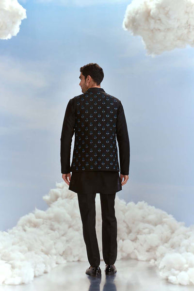 Nachiket Barve Menswear Pearl Nawab Boota Bundi Kurta Set indian designer wear online shopping melange singapore