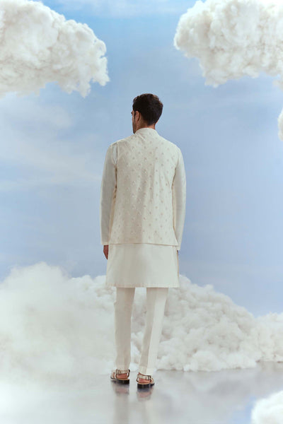 Nachiket Barve Menswear Pearl Nawab Boota Bundi Kurta Set Ivory indian designer wear online shopping melange singapore