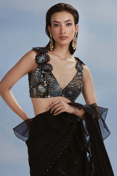Nachiket Barve Pre-stitched Draped Scallop Edged Sari Set indian designer wear online shopping melange singapore