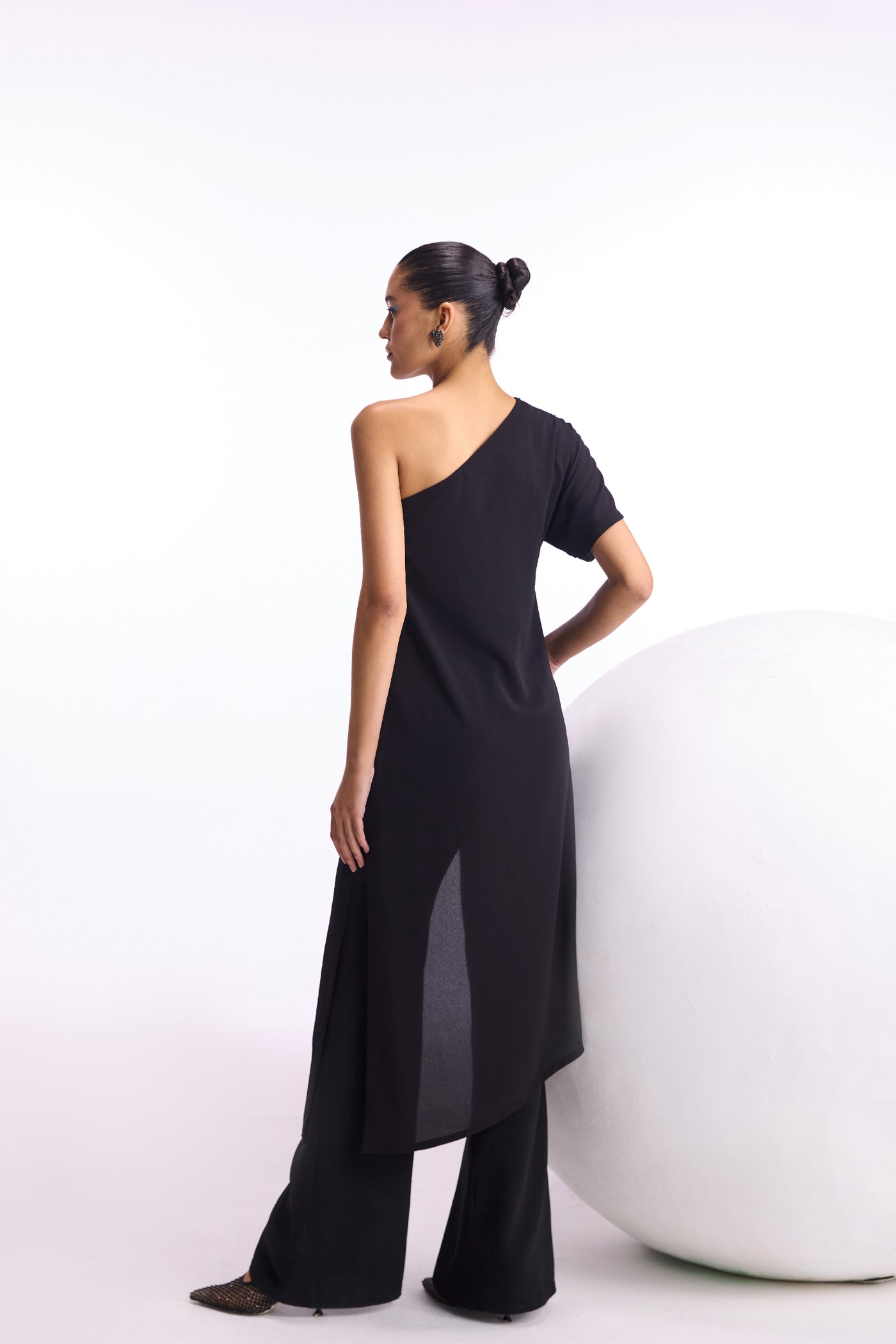 Namrata Joshipura Nigella Off Shoulder Top indian designer wear online shopping melange singapore