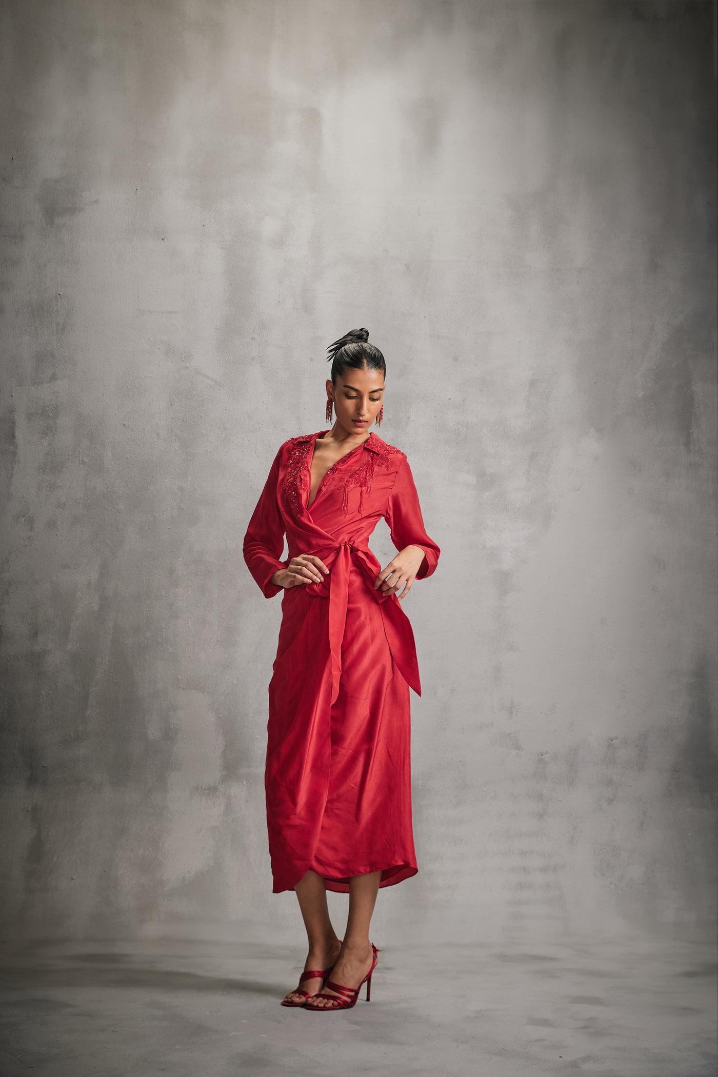 Namrata Joshipura Rosettes Midi Crossover Dress indian designer wear online shopping melange singapore