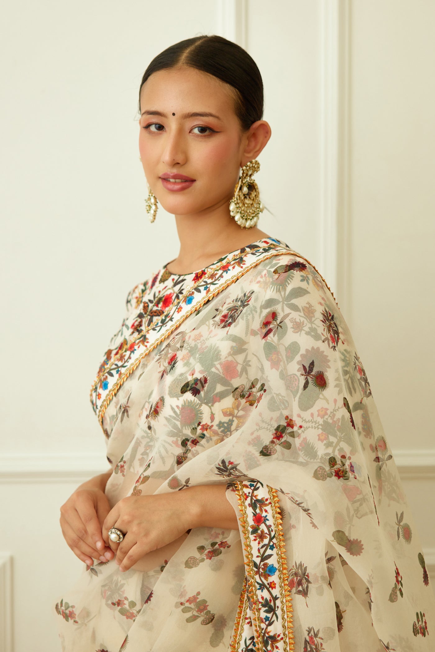 Nikasha Ivory Kohinoor Jaal Pure Silk Organza Saree Indian designer wear online shopping melange singapore