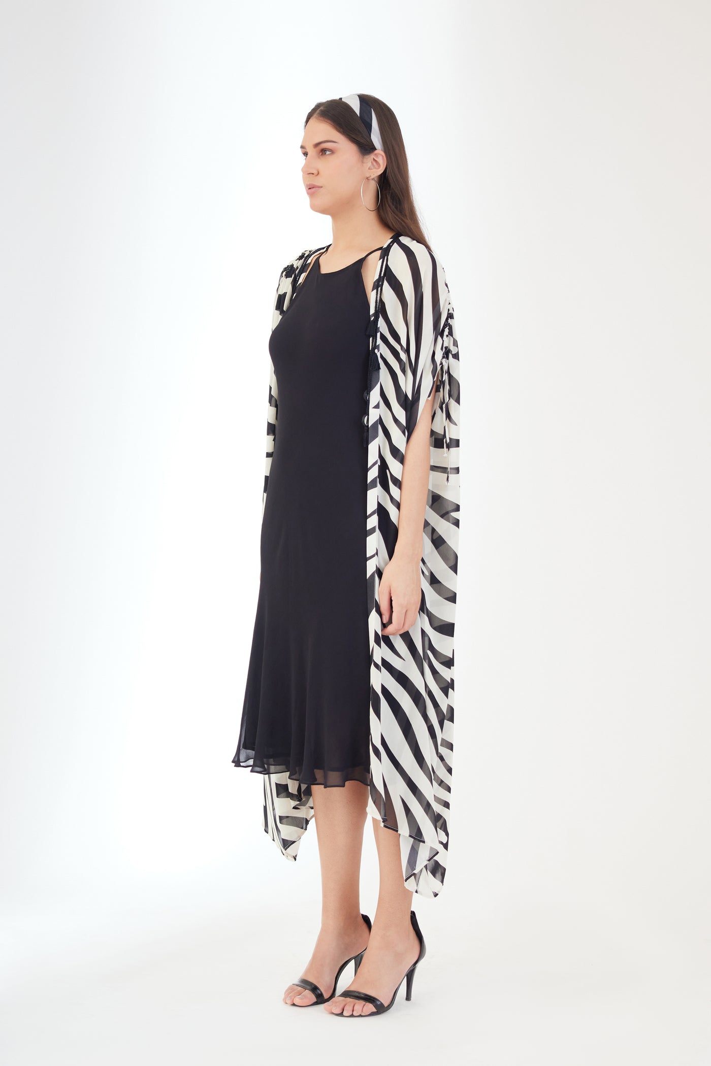 Nikasha Black And White Overgarment Indian designer wear online shopping melange singapore