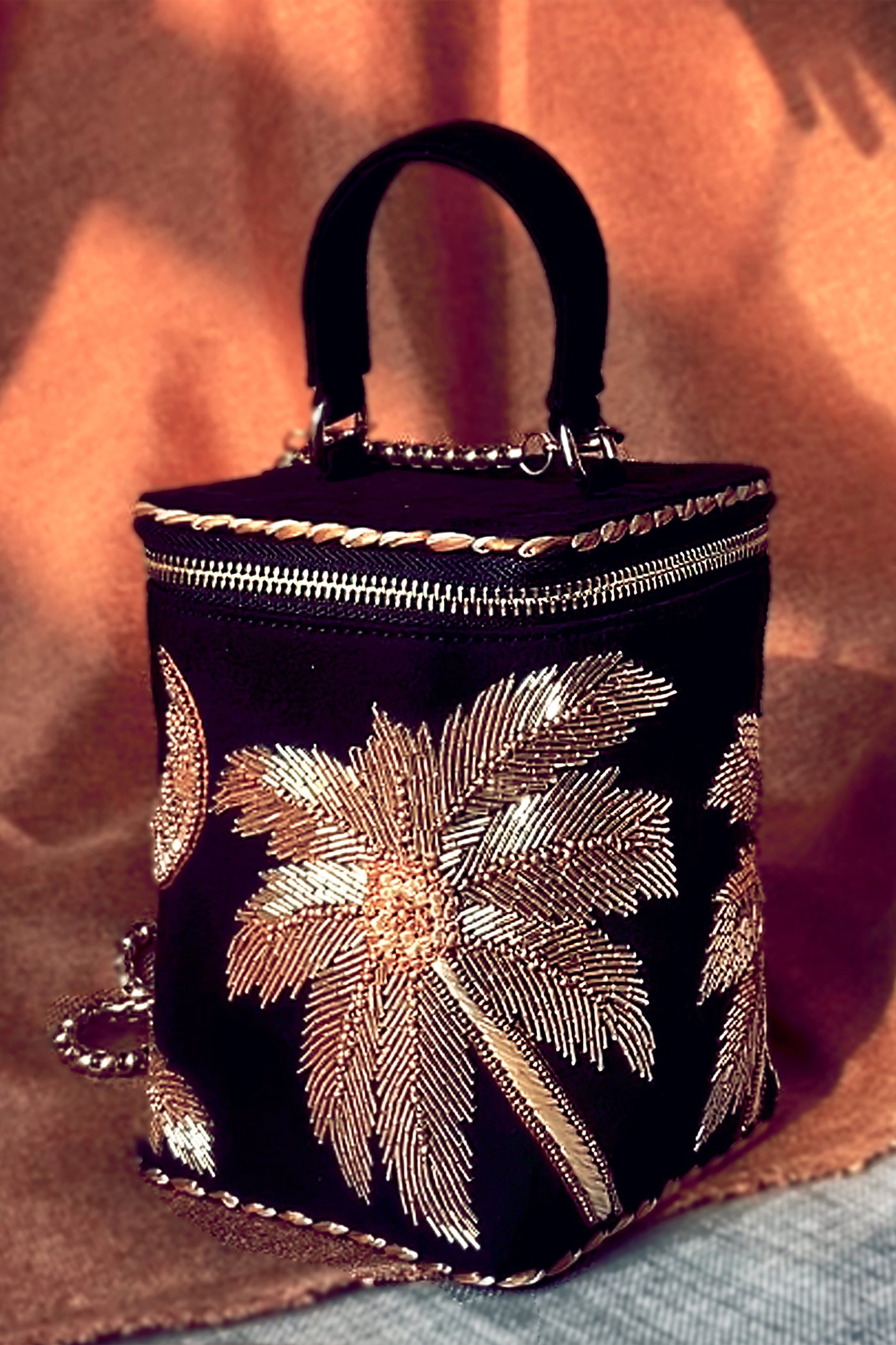 Nomada Keep Palm Box Bag indian designer wear online shopping melange singapore