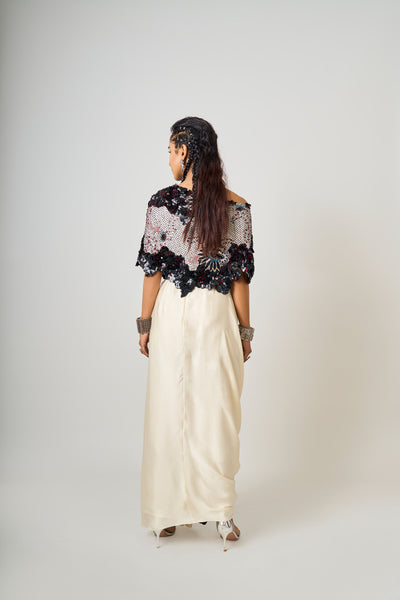 Nupur Kanoi Off-Shoulder Cape With Off-White Sari Skirt Set indian designer wear online shopping melange singapore