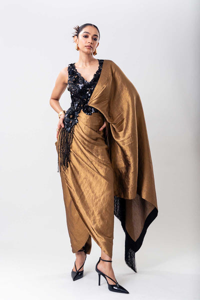 Nupur Kanoi Pre-Draped Sari Set indian designer wear online shopping melange singapore 

