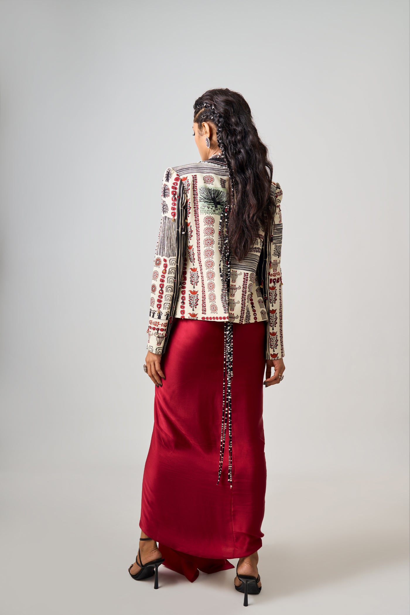 Nupur Kanoi Short Blazer Set indian designer wear online shopping melange singapore
