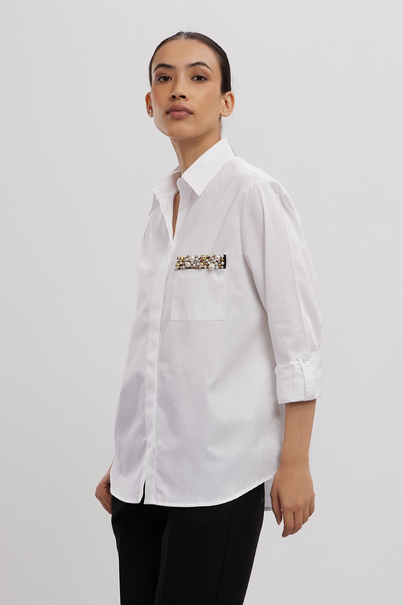 Pallavi Swadi White Pearl Pocket Strip indian designer wear online shopping melange singapore
